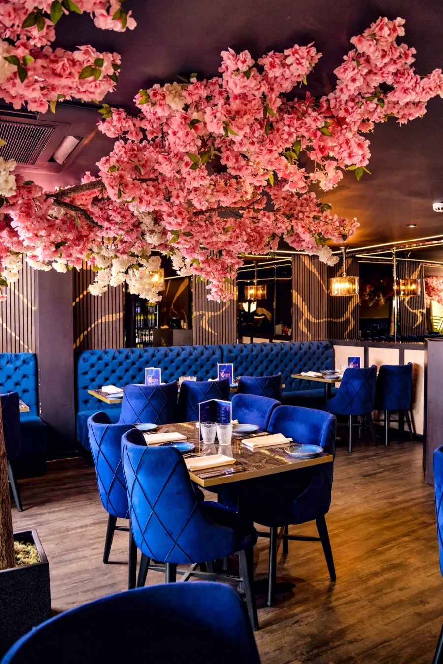 The blossom tree dining room